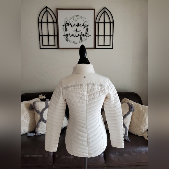 Athleta Full Zip Asymmetrical Down Puffer Coat Size XXS Classic Boho Chic Gym - Picture 11 of 11